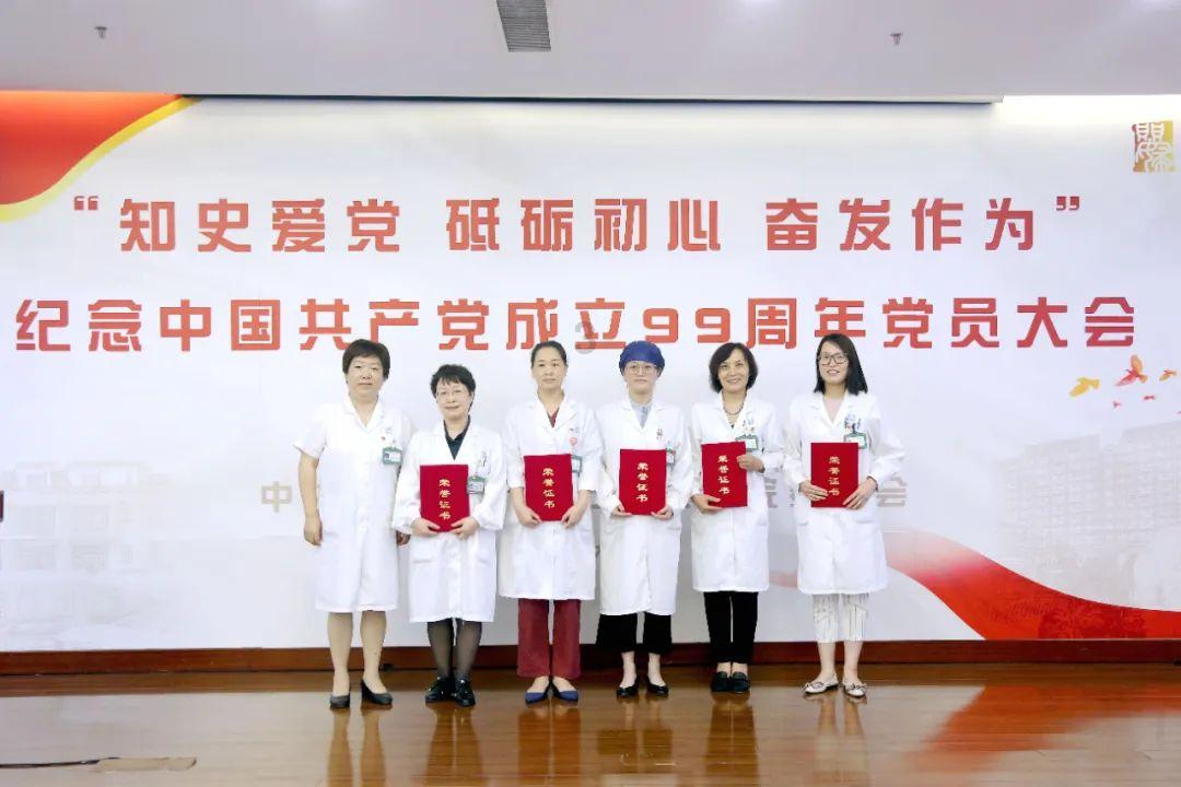逃离神秘海底世界